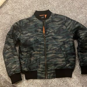 Forever 21 camo jacket size small